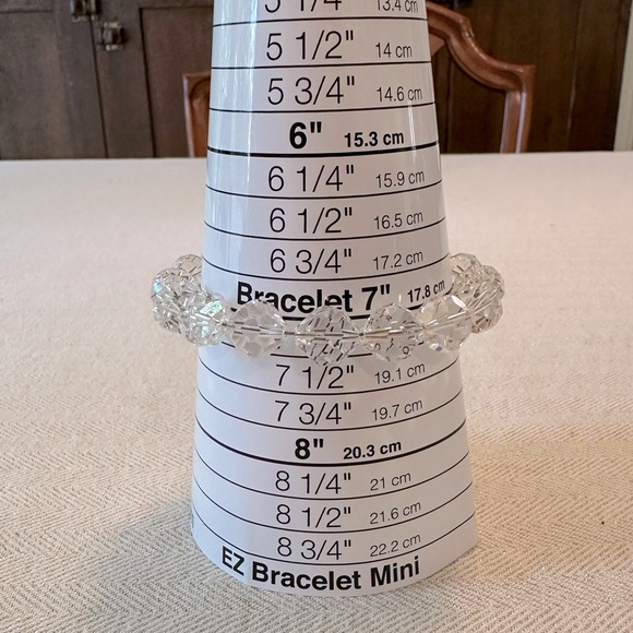 Vintage Faceted High Quality Crystal Bangle Bracelet Unique Cut Beaded Wire - Picture 8 of 9